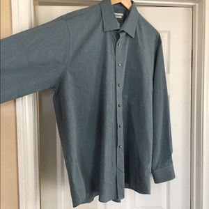 COPY - Van Heusen mens 17 17 1/2 — 34/35 button up